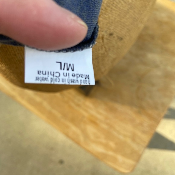 New with Tag Size M/L Women’s Sleeveless Tee Shirt in grey ‘Southern Gypsy’ - Picture 6 of 10